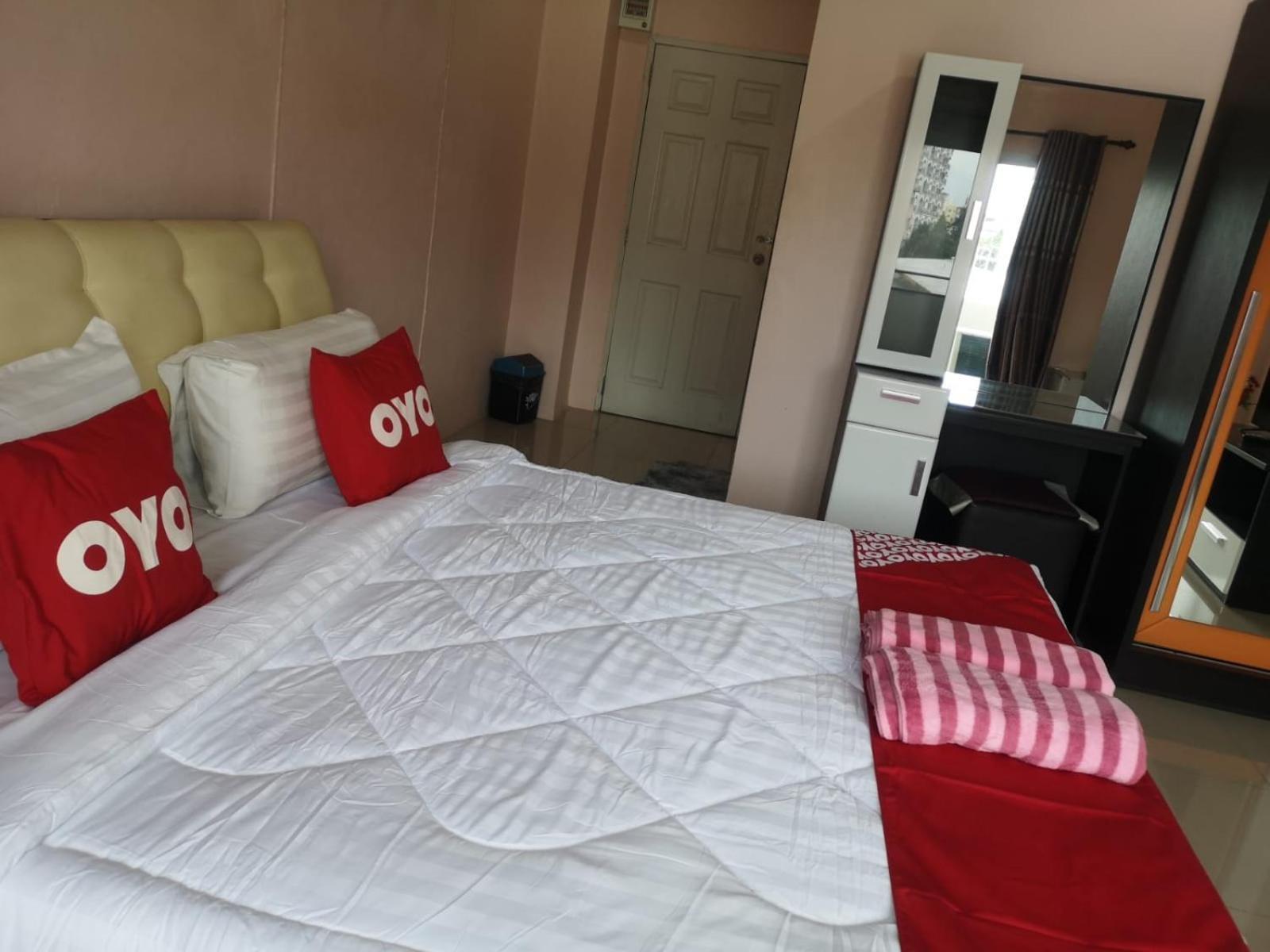 Kjs Pattaya Otel Dış mekan fotoğraf