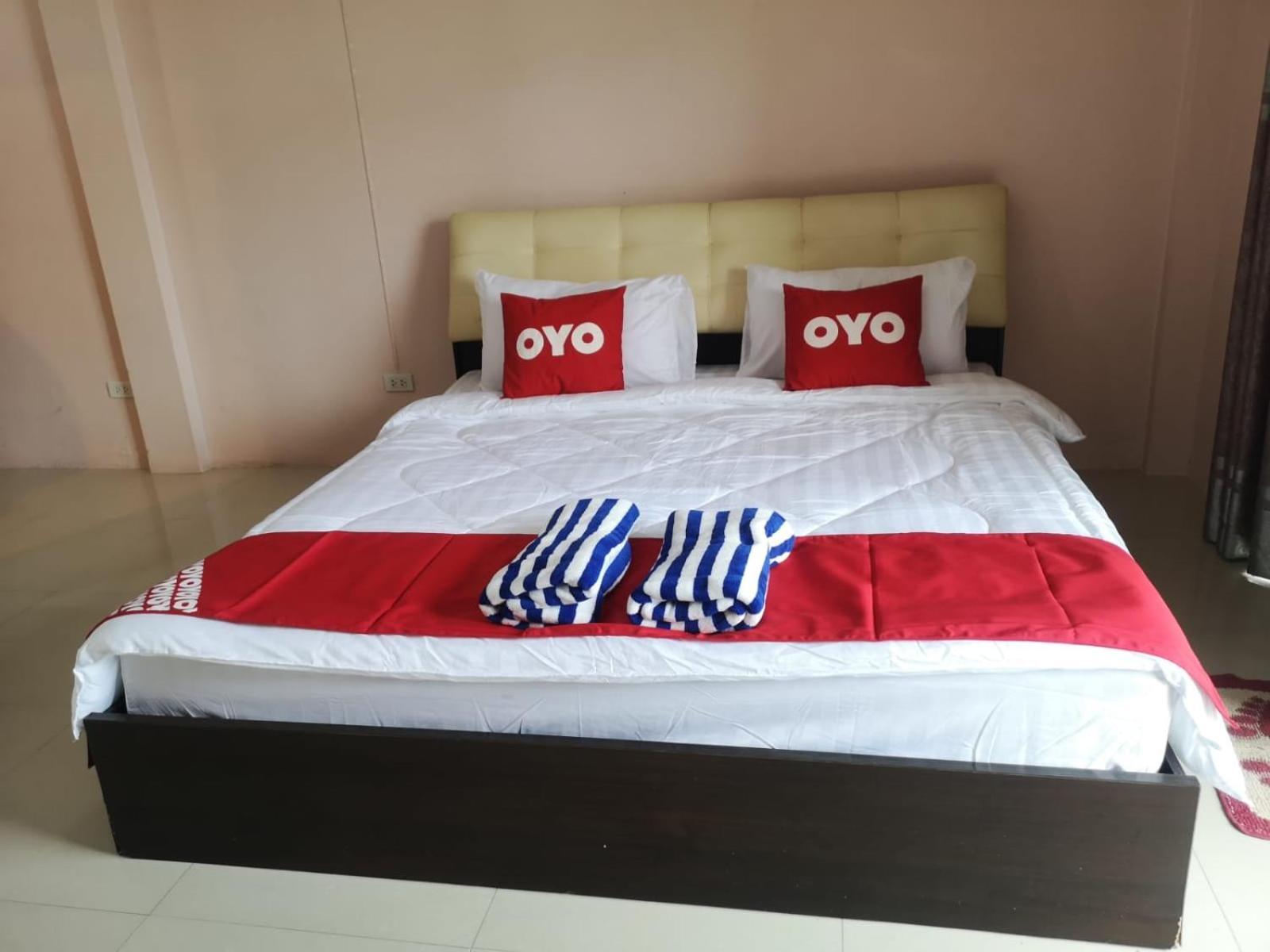 Kjs Pattaya Otel Dış mekan fotoğraf