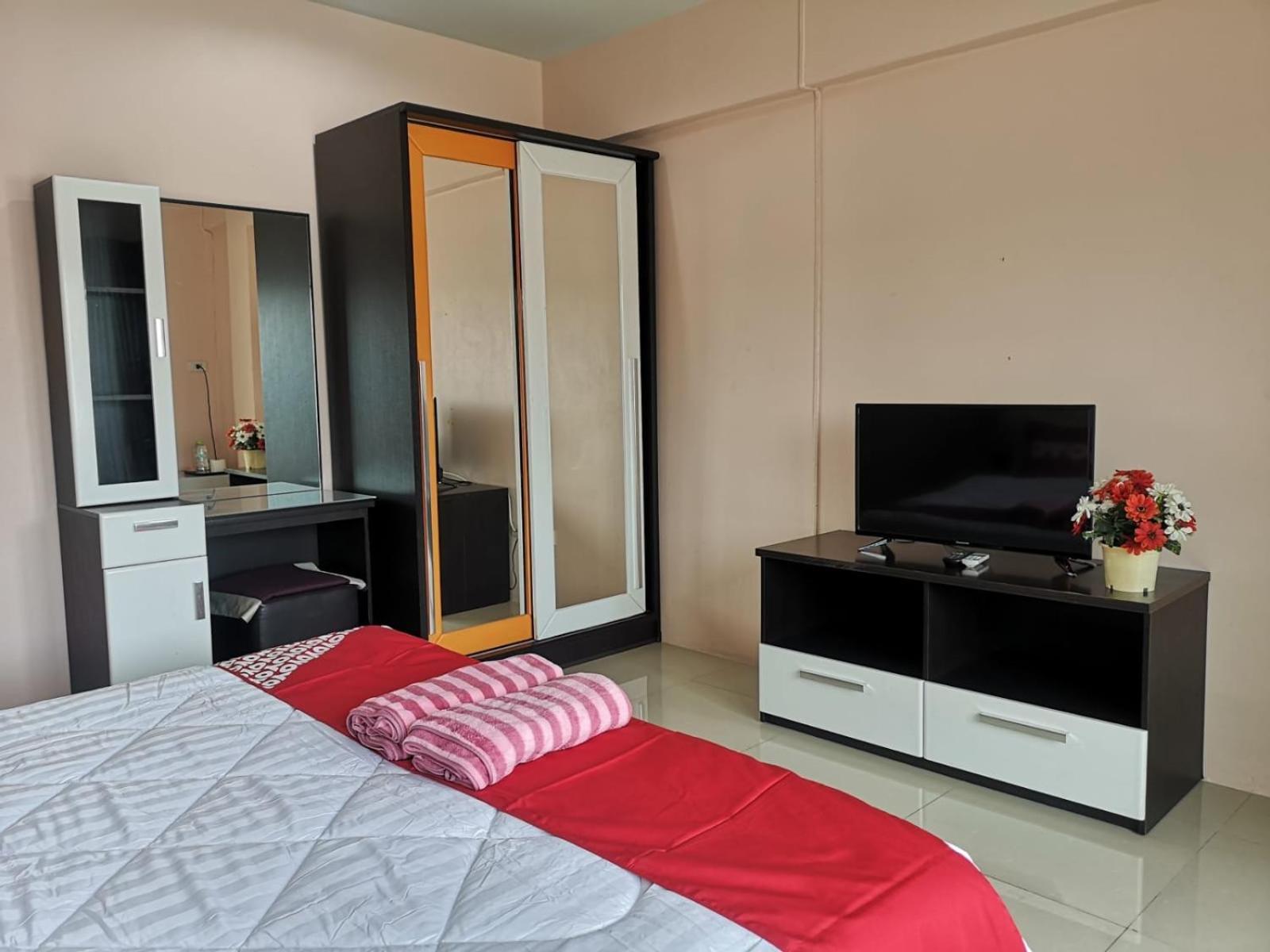 Kjs Pattaya Otel Dış mekan fotoğraf